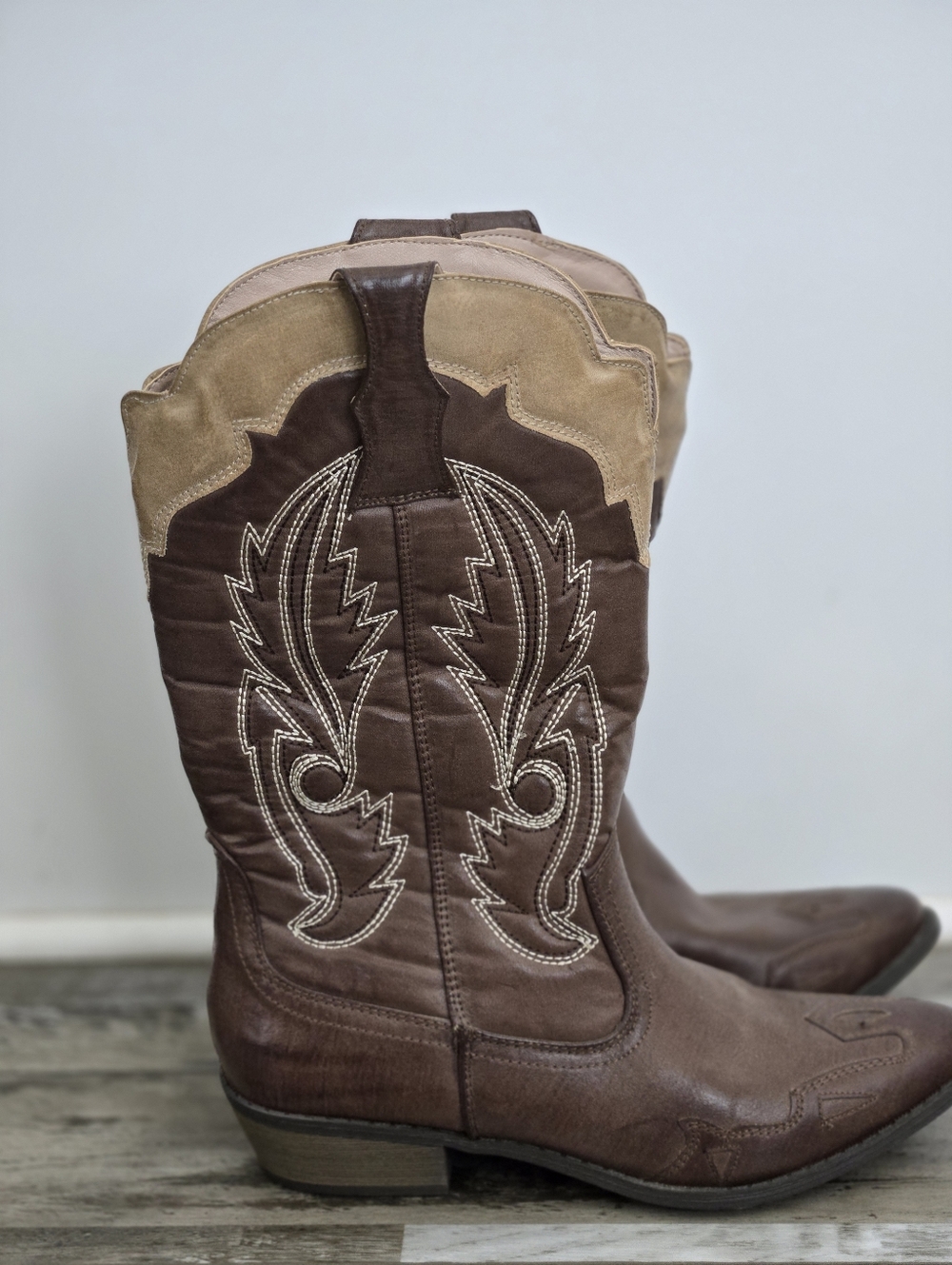 Coconuts By Matisse Boots